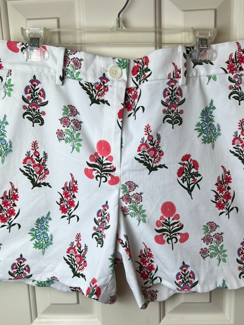 Talbots Scallop Hem Women's Shorts Floral Radiance - Size 10 Petite